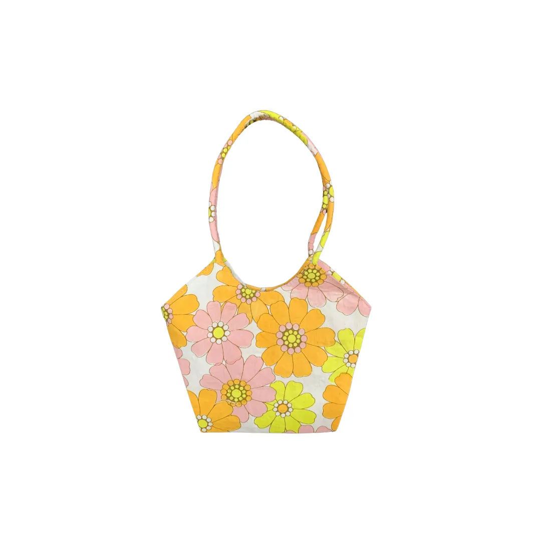 Beebee Pouch in Pink Flower Power