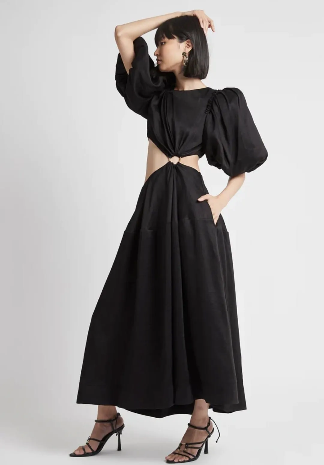 Vanades Cut Out Ring Midi Dress - Black