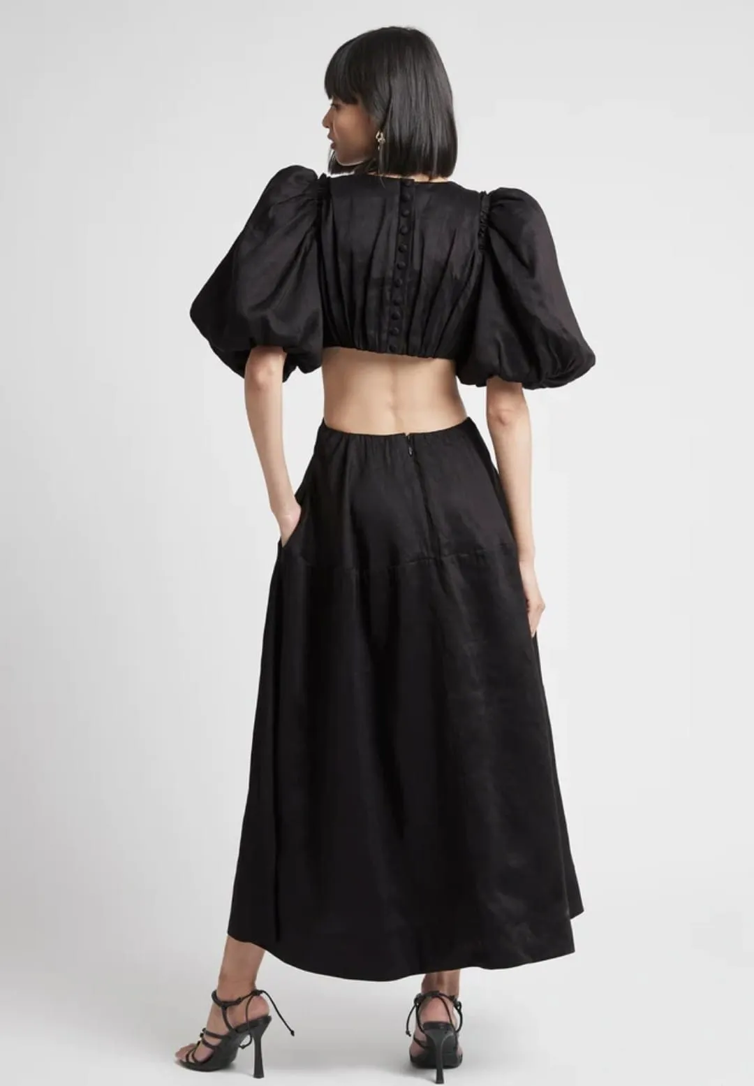 Vanades Cut Out Ring Midi Dress - Black